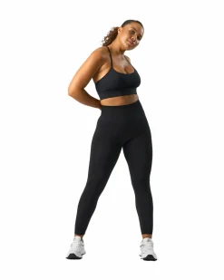 define seamless v-shape tights