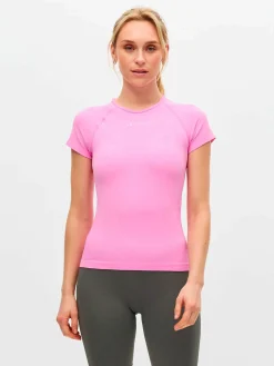 seamless tee