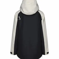 wear anorak jacket w